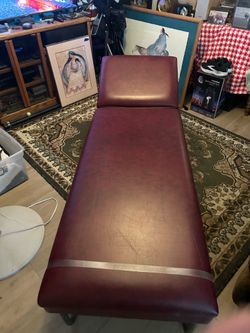 Profex padded therapeutic massage table