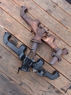 SPLIT MANIFOLD FOR CHEVY 216-235! NOT PRETTY!! 100$ EACH
