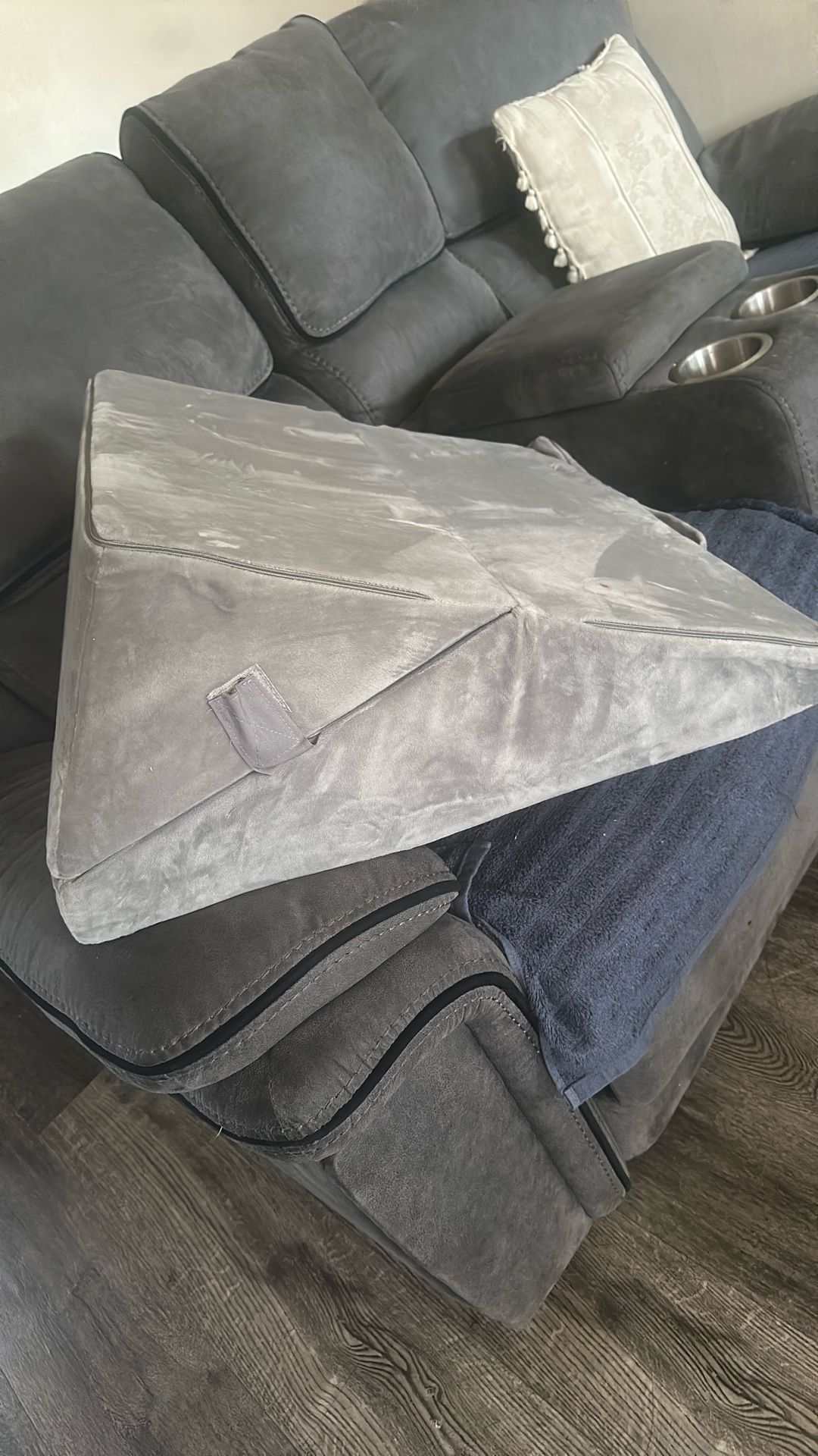 Wedge Pillow