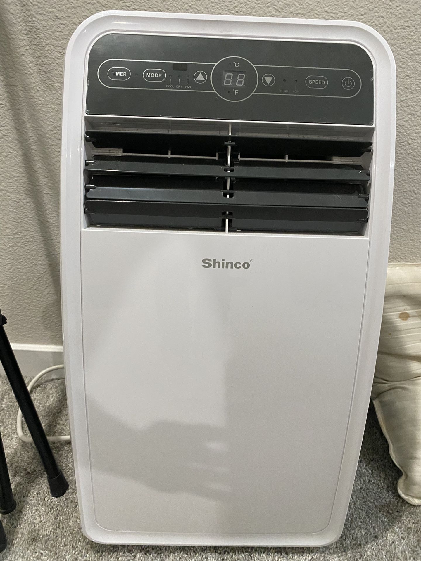 Strong AC Unit SUPER COLD 8000 Btu