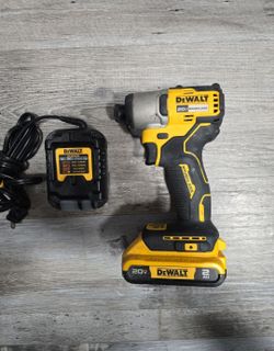 DEWALT 20V BRUSHLESS IMPACT DRIVER WITH BATTERY AND CHARGER