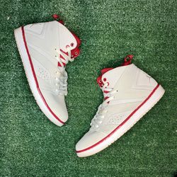 Jordan Flight Legend 'Light Bone' Men’s Size 11 AA2526-012