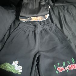 25 Dollars For Short Xl