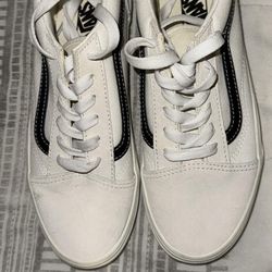 NEW Vans Old Skool‼️ Size 5Youth