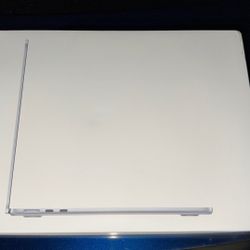 MacBook Air M5