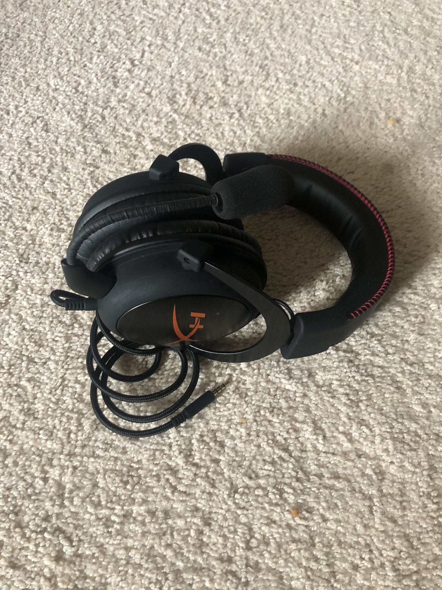 HyperX Cloud Universal