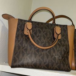 Michael Kors Speedy Purse Grey With Black Lettering for Sale in Corpus  Christi, TX - OfferUp