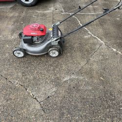Honda Self-Propelled Lawnmower