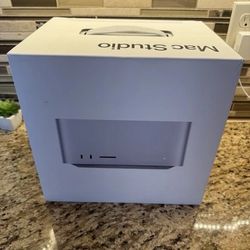 Mac Studio Apple M4 Max 16-core CPU 40-core GPU 48GB Ram 4TB SSD