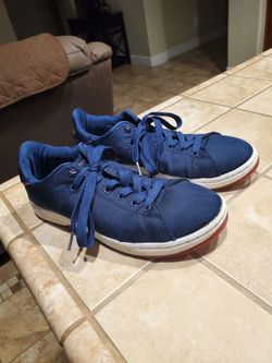 Shoes Women Size 8.5 scketers