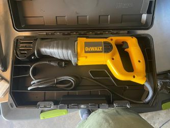 Dewalt Electric Saw