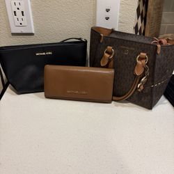 Purses And Wallets 
