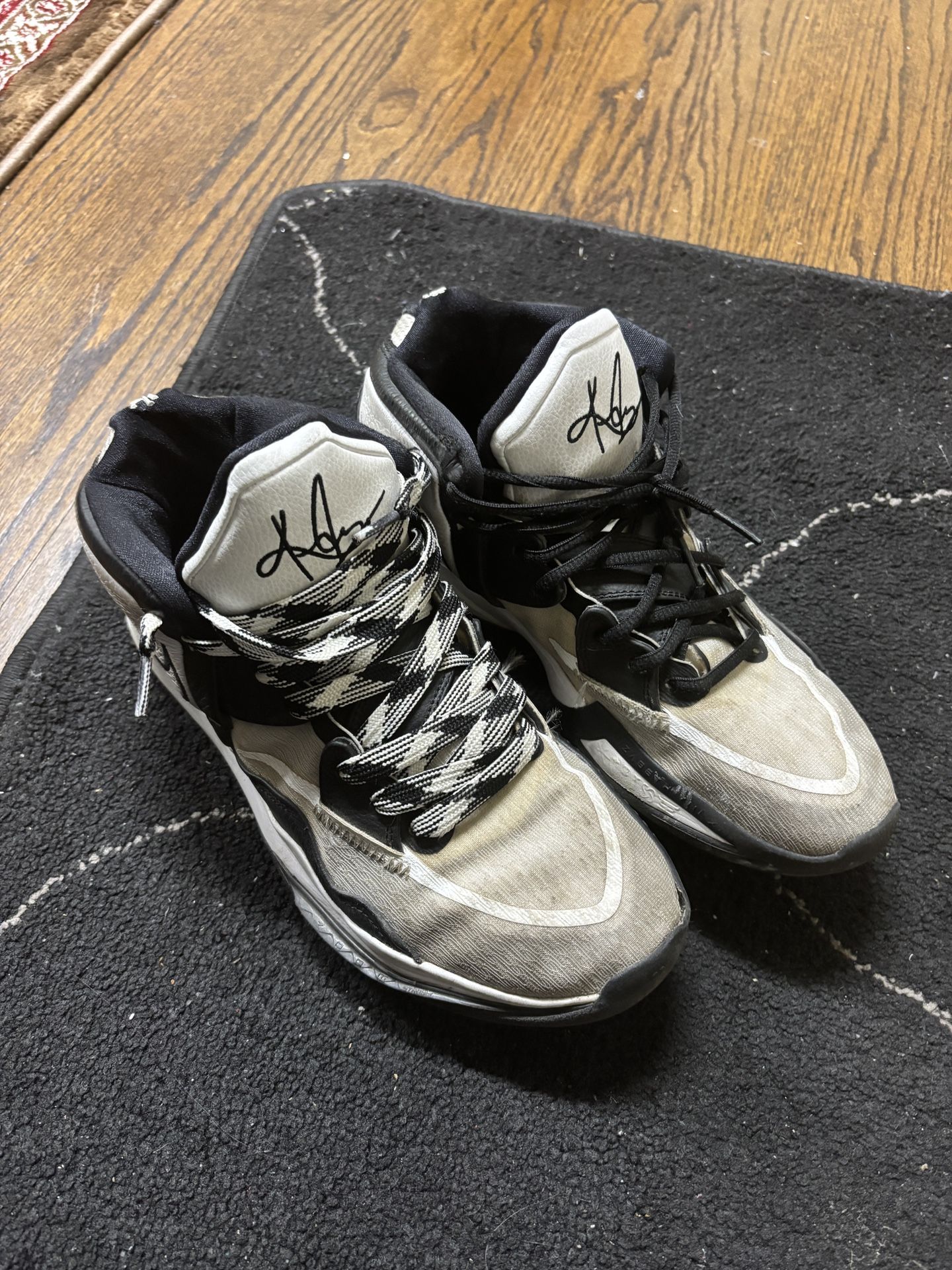 Kyrie Basketball