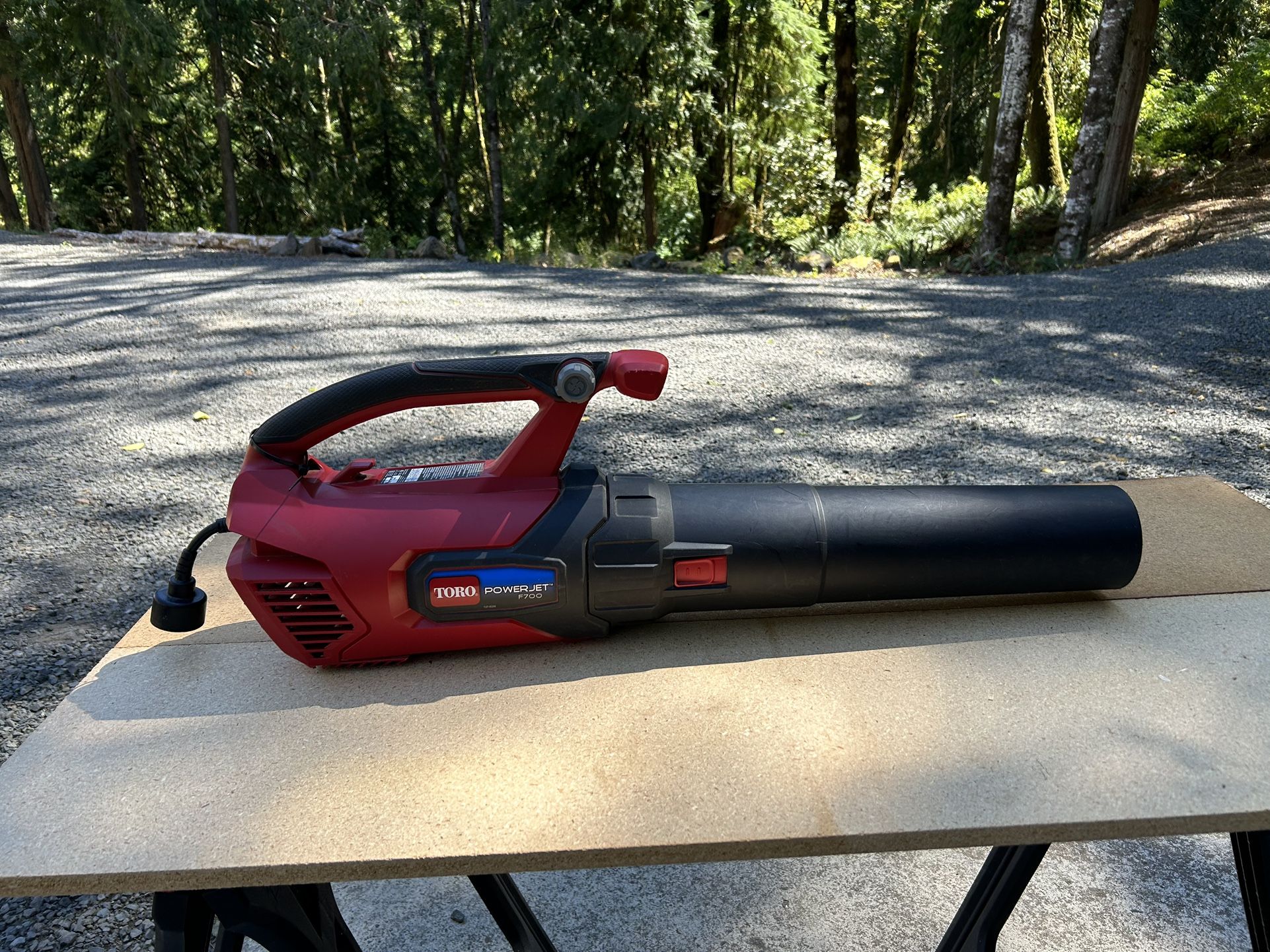 Toro Powerjet Electric Leaf Blower