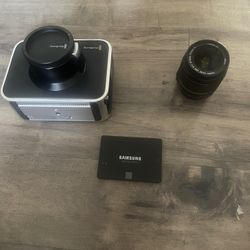 Blackmagic Design Cinema Camera 2.5K Canon EF Mount 
