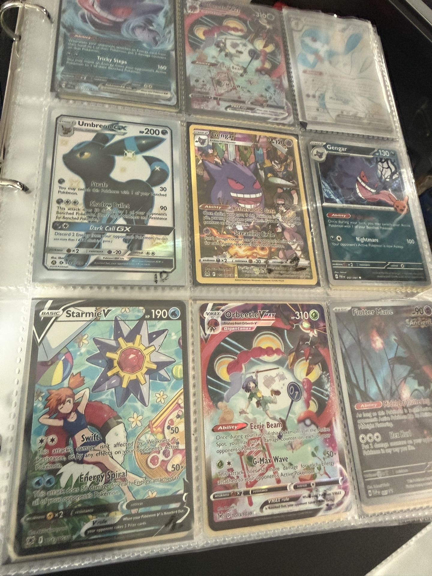 5 Albums Full Of Pokemon Cards