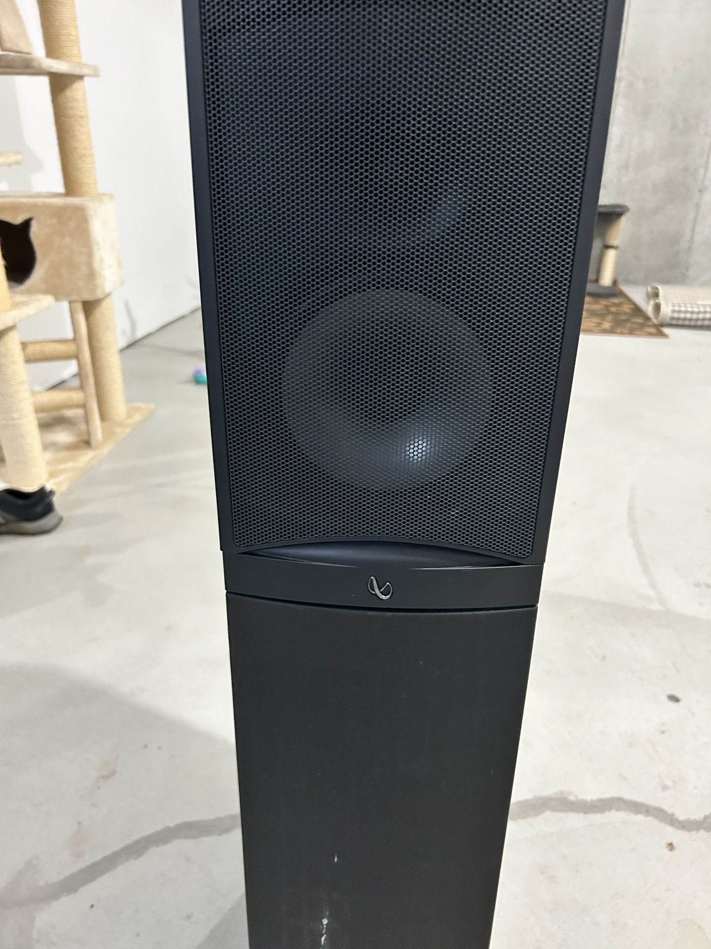 Infinity RS4 Speakers
