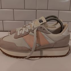 New Balance 237 Seasalt/Pink Sneakers Womens Size 9.5