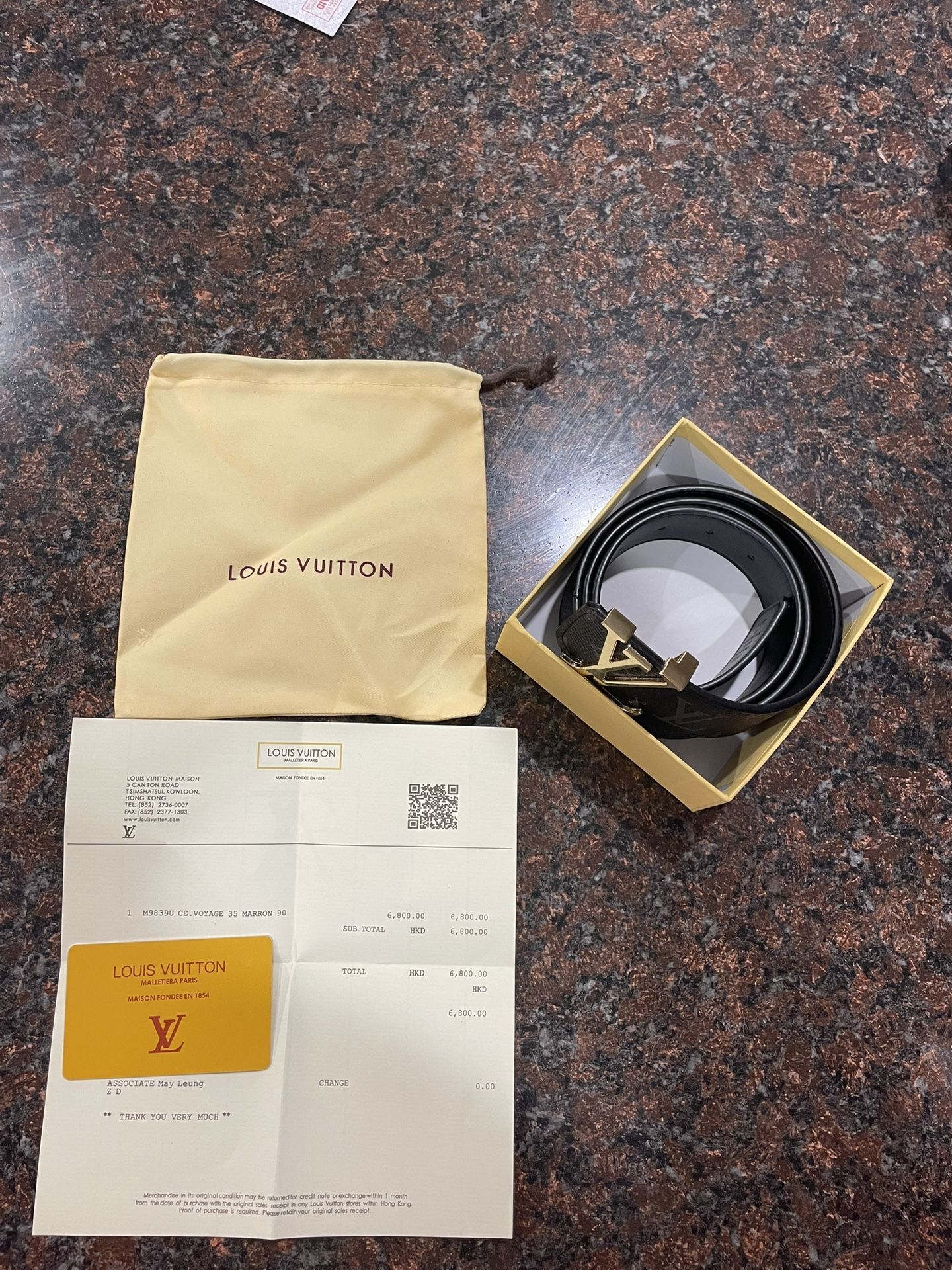 Louis Vuttion belt