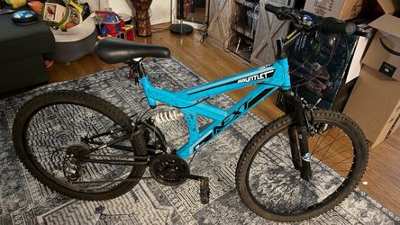 20 inch - 18 speed - NEXT Gauntlet Mountain Bike