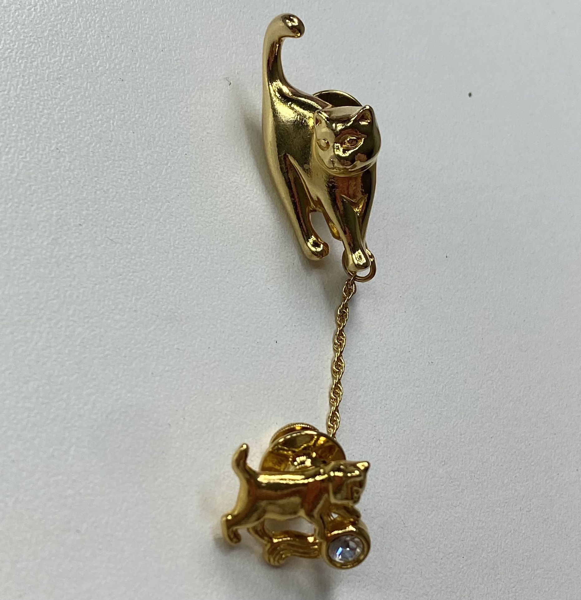 Vintage Avon kitty cats brooch pin  Jewelry . Accessories