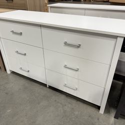 New! 6-Drawer White Dresser, bedroom dresser, white finish dresser, clothing storage unit, bedroom closet, closet storage, cabinet, Dresser, matching 