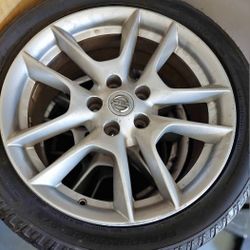 Set Of 4 Nissan Alloy Wheels with Tires