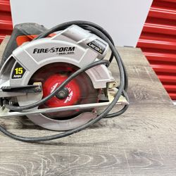 Black & Decker "Fire Storm" 15 Amp Circular Power Saw