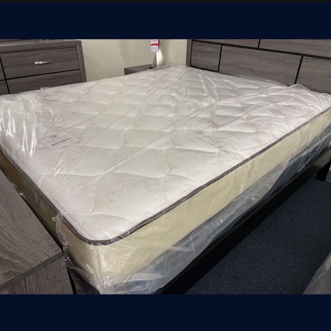 Queen Certified Rebuilt Mattress 3 Years Warranty ( Other Sizes Available )