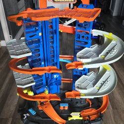 Hot Wheel Ultimate Garage