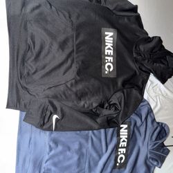 Nike Hoodies 