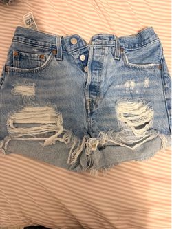 Levis