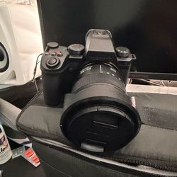 LUMIX s5iix kit