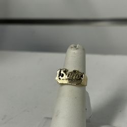 15 Años Gold Ring 