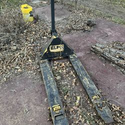 Pallet Jack - Works