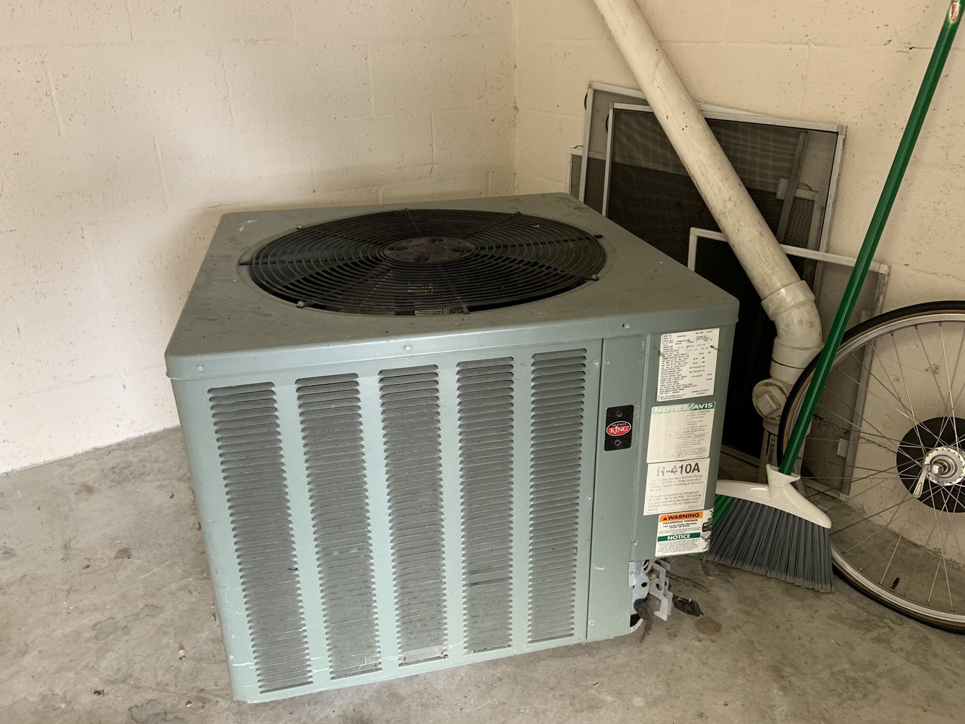 used 2 1 2 ton ac unit