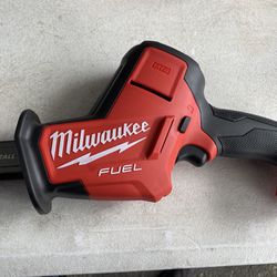 Milwaukee M18 Fuel Hack Saw