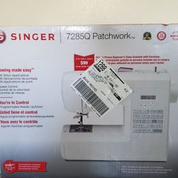 Singer Sewing Machine