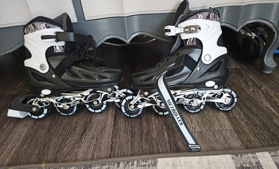 Brand New Roller Blades Size 4 To 7