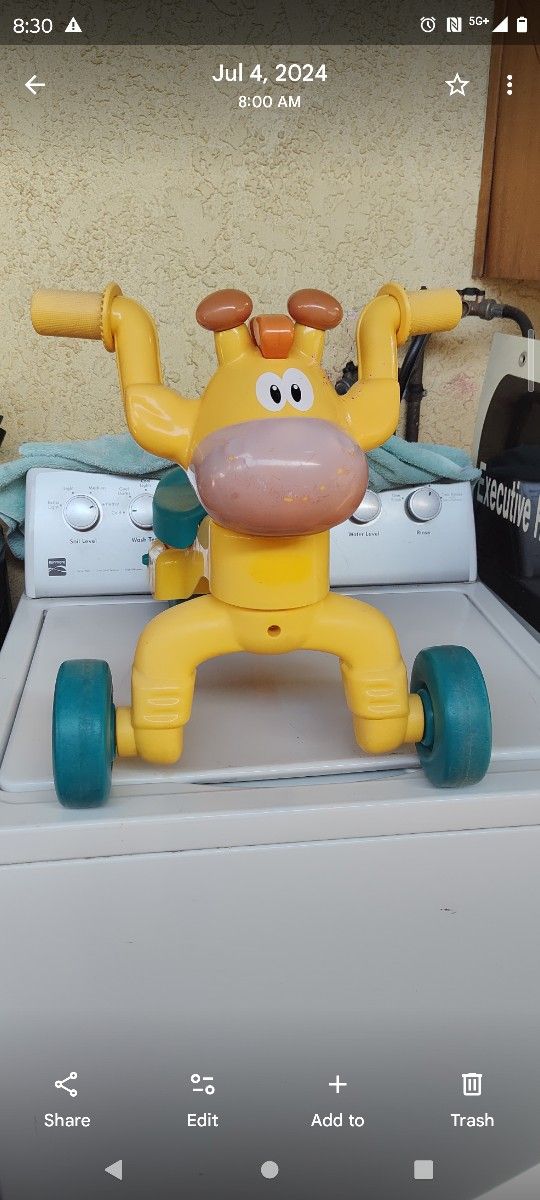 LITTLE TIKE TRICYCLE