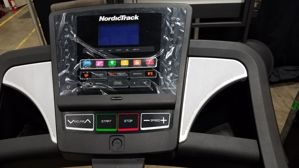 TREADMILL NORDIC TRACK DUAL SHOX CUSHIONING T5.7 New