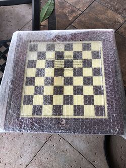 Chess game box