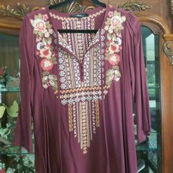 Women's Size Small Embroidered Top