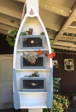 Plant boat 🚣‍♀️