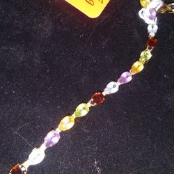 Mult Stone ..8 In14k Gold.  Bracelet