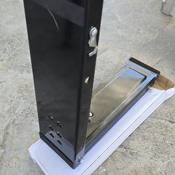 Foot Operated Can Crusher, Stainless Steel Aluminum Can Smasher with 16oz Soda Can Compactor Kitchen Gadgets Crush Recycle Cans Space Saving Tin Crush