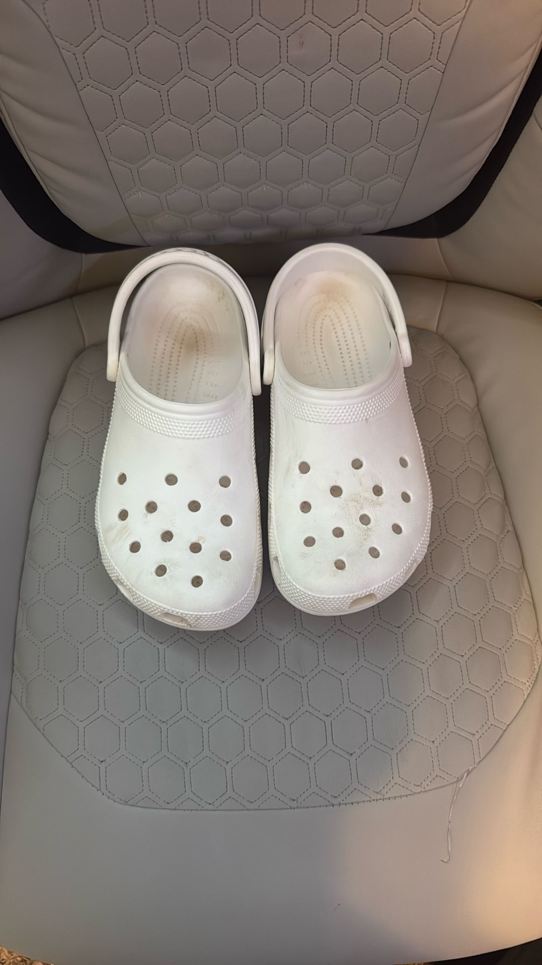 crocs