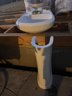 Sink with Pedestal