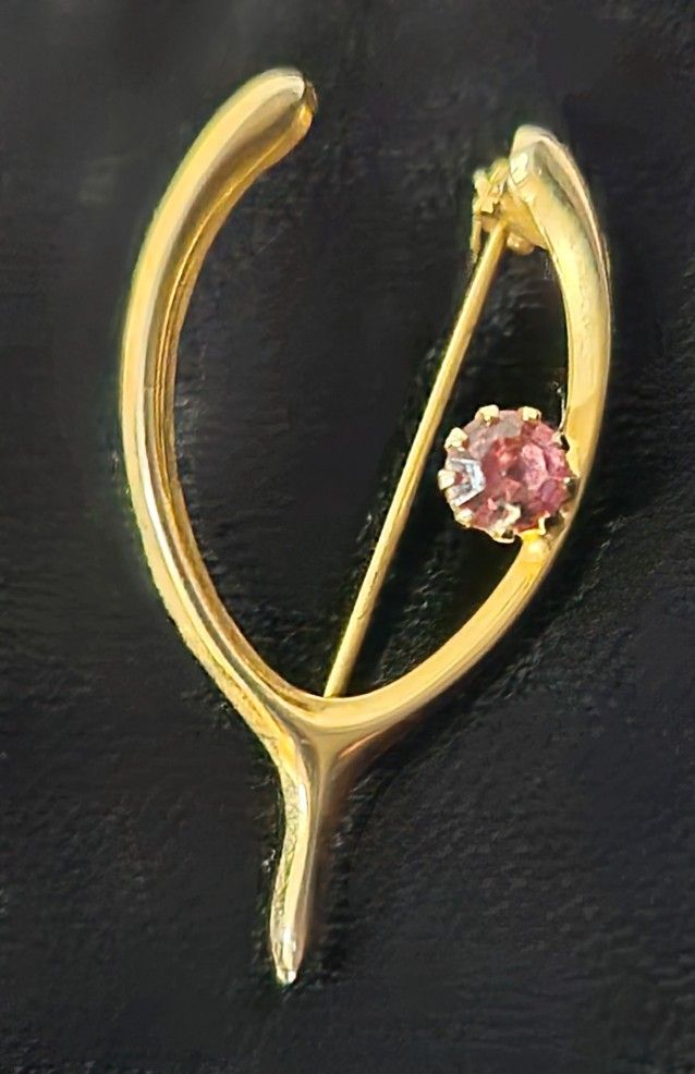 Set Of 4 Golden Brooches