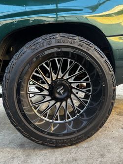 Trade only Chevy lug pattern